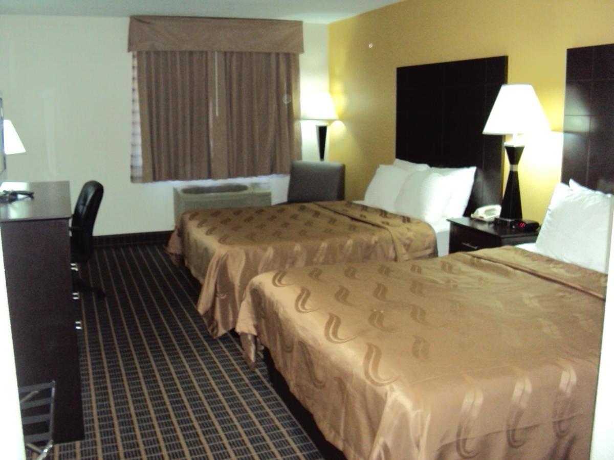 Quality Inn Carbondale University Area Exteriér fotografie