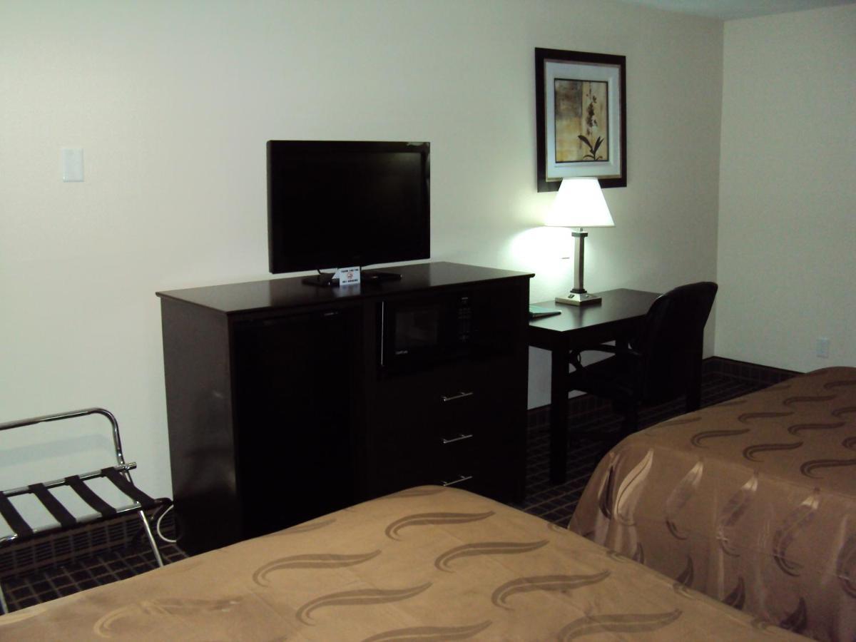Quality Inn Carbondale University Area Exteriér fotografie