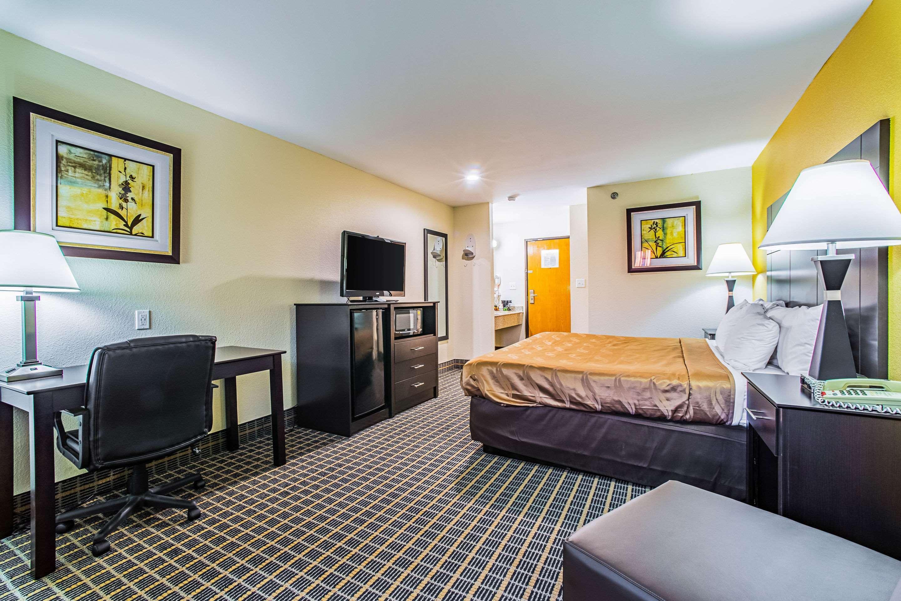 Quality Inn Carbondale University Area Exteriér fotografie