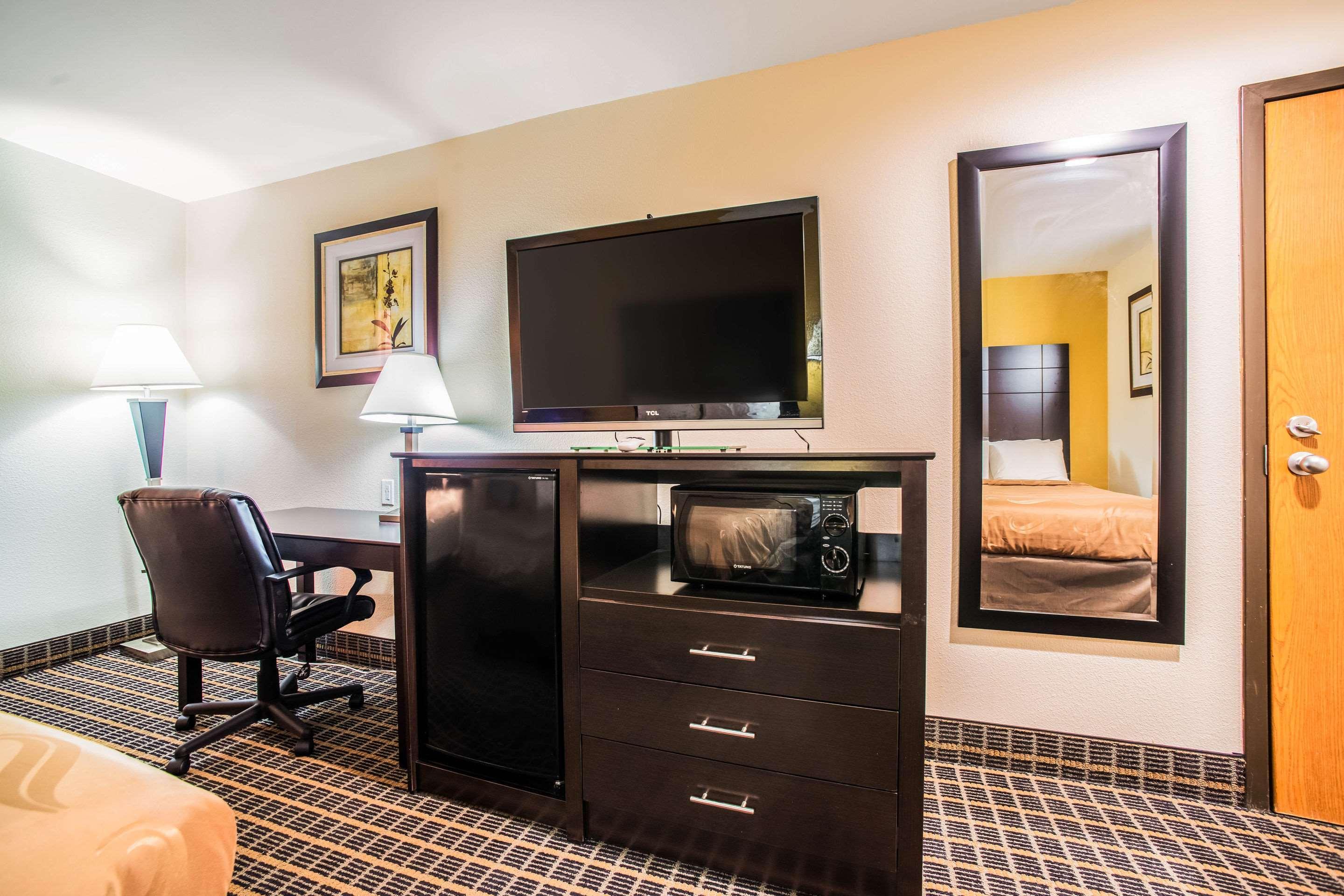 Quality Inn Carbondale University Area Exteriér fotografie