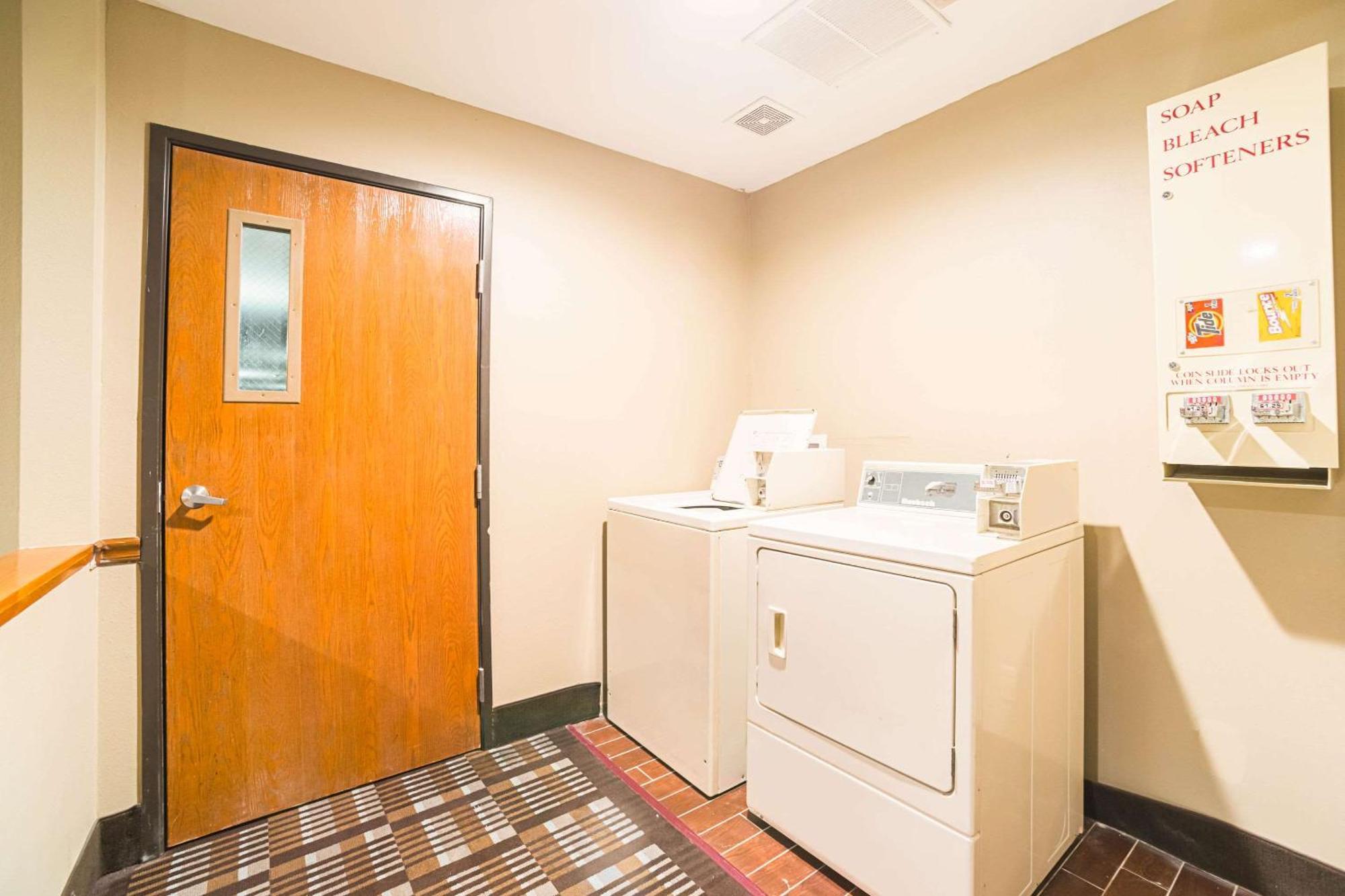 Quality Inn Carbondale University Area Exteriér fotografie