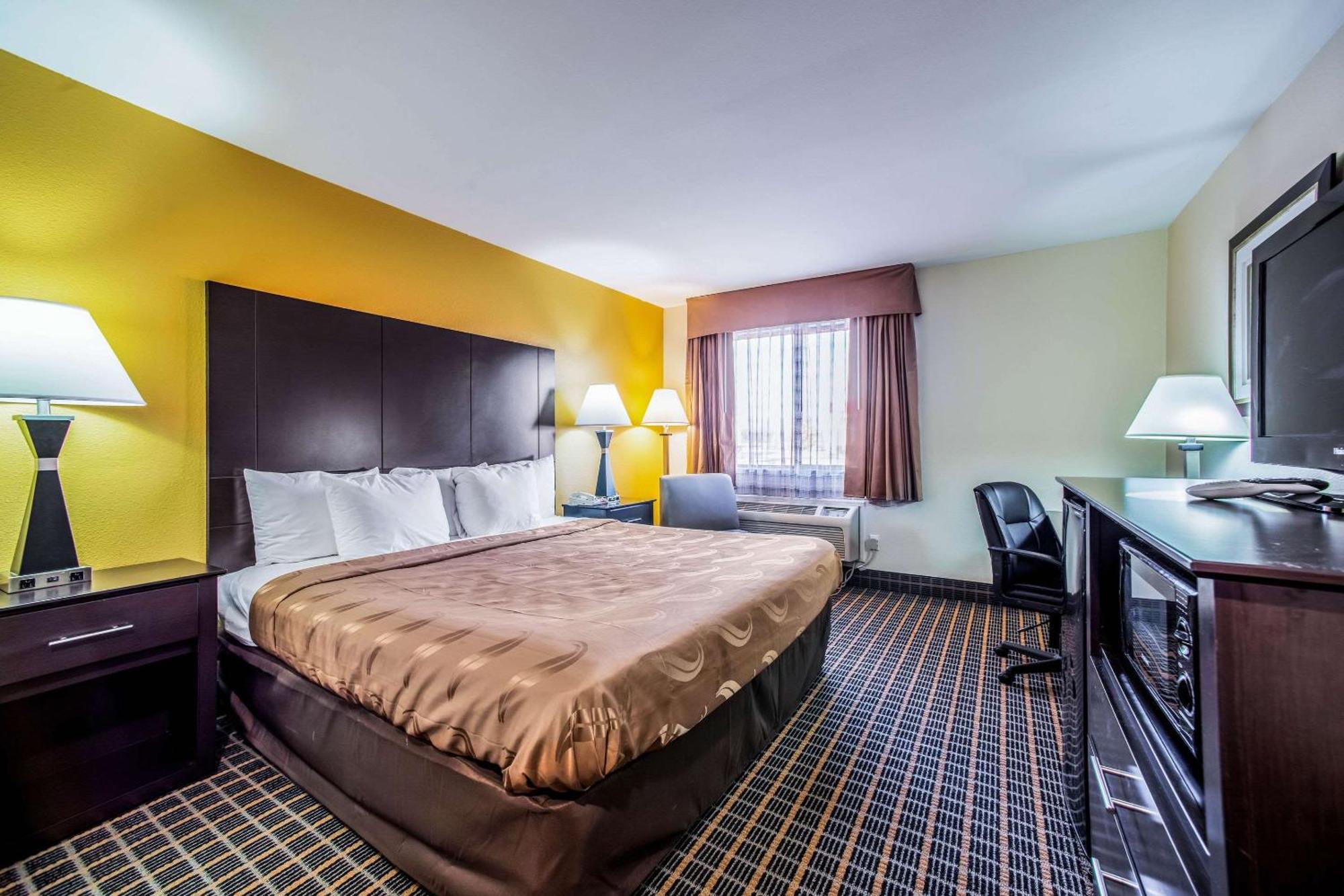 Quality Inn Carbondale University Area Exteriér fotografie