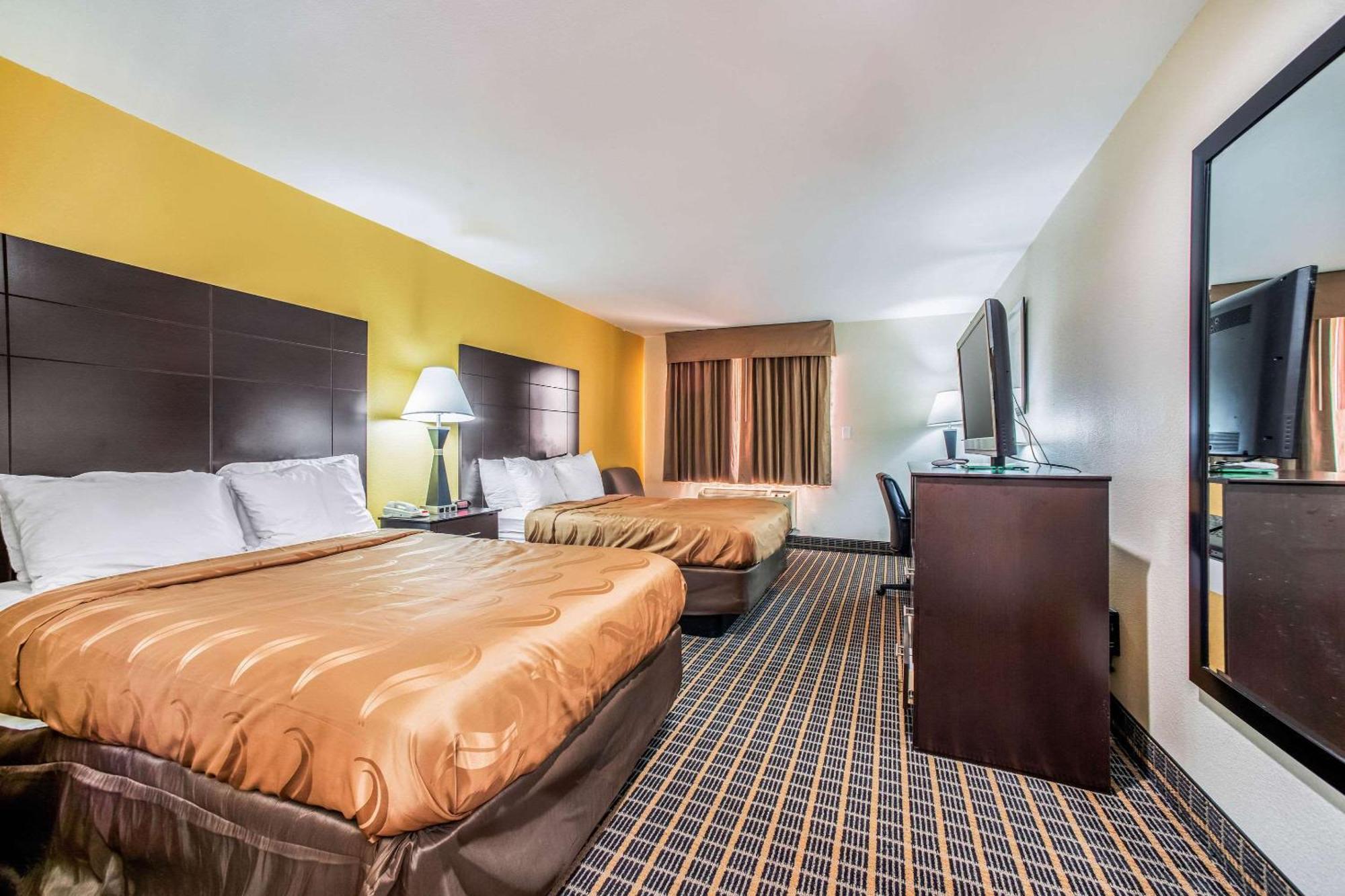 Quality Inn Carbondale University Area Exteriér fotografie