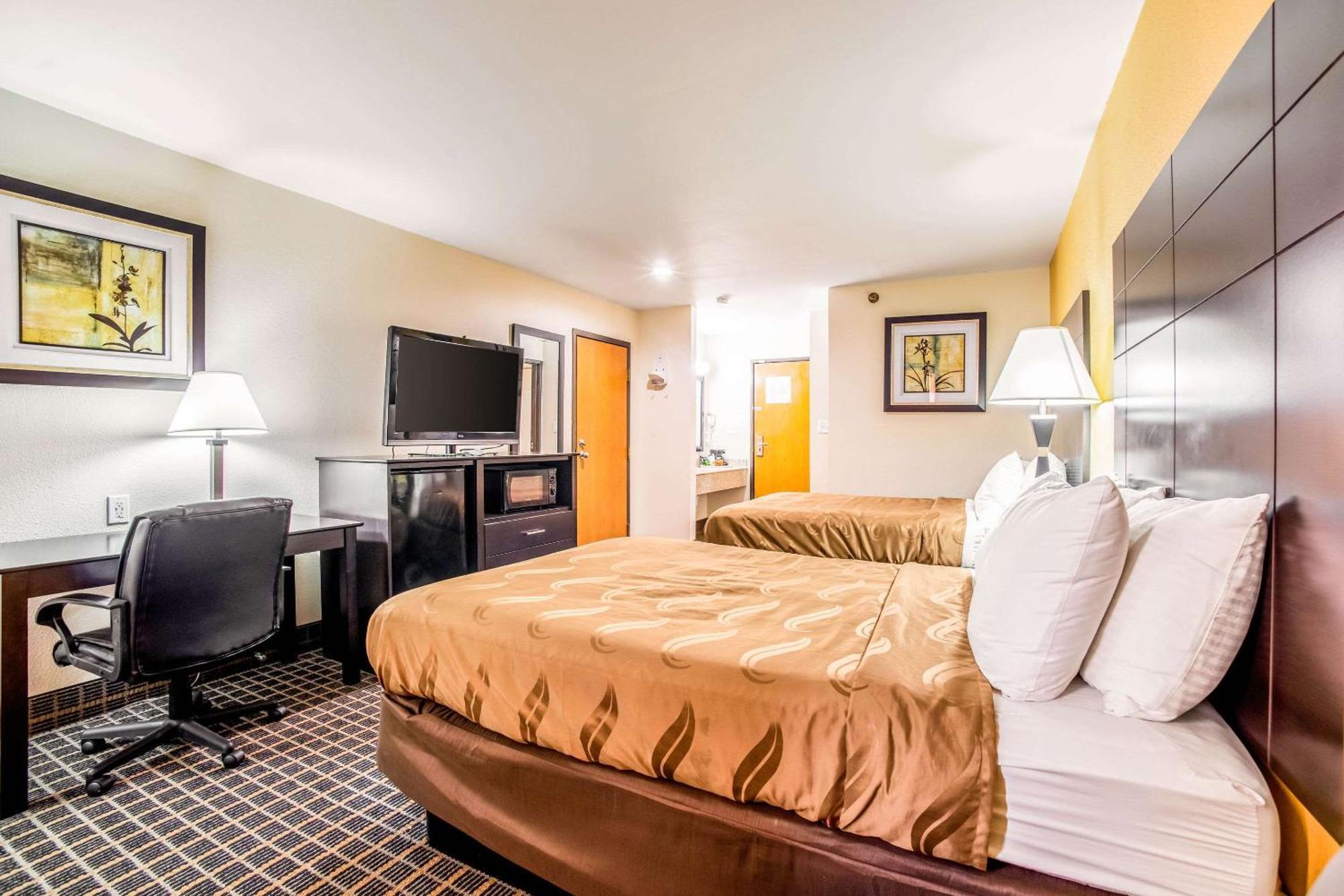 Quality Inn Carbondale University Area Exteriér fotografie