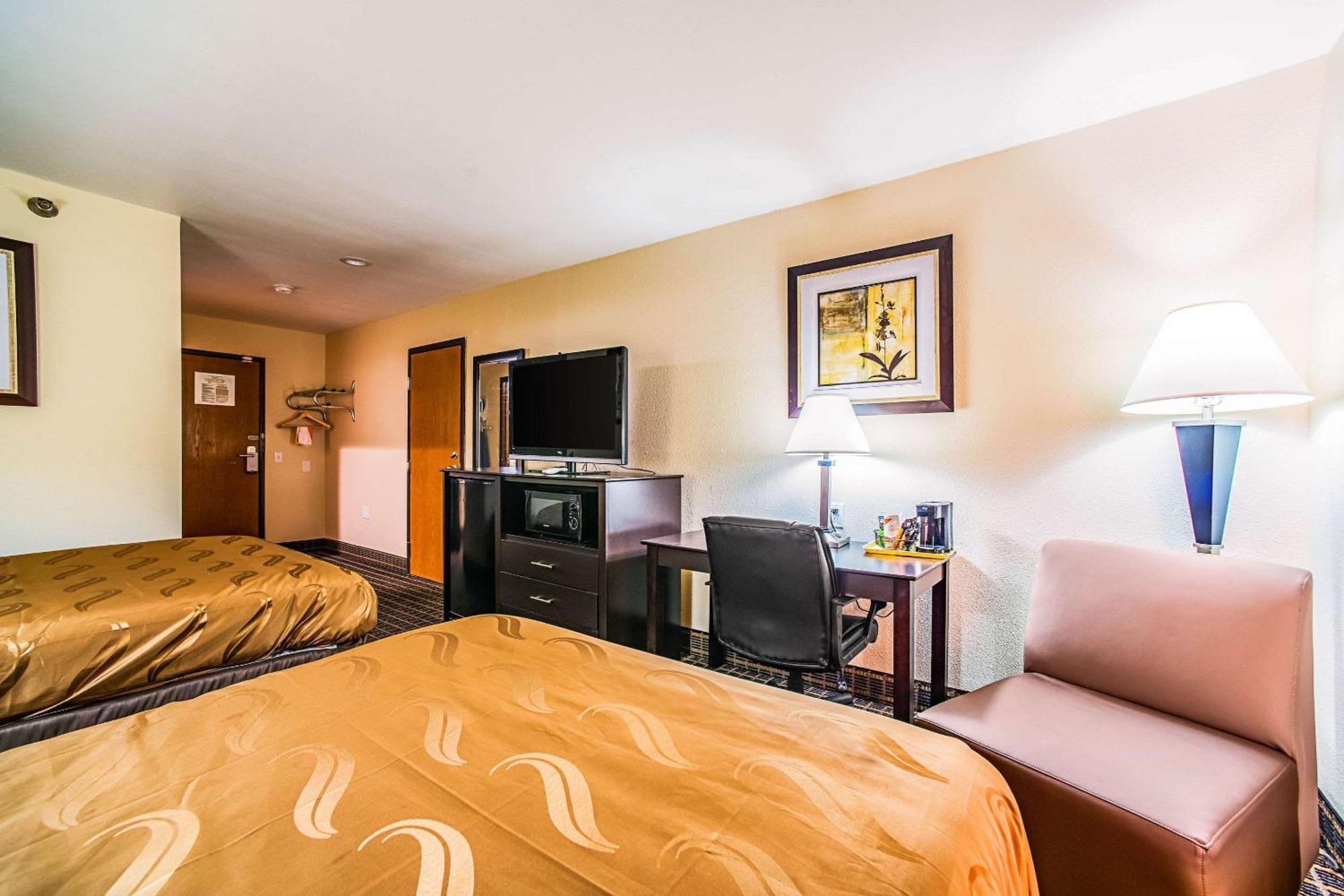 Quality Inn Carbondale University Area Exteriér fotografie